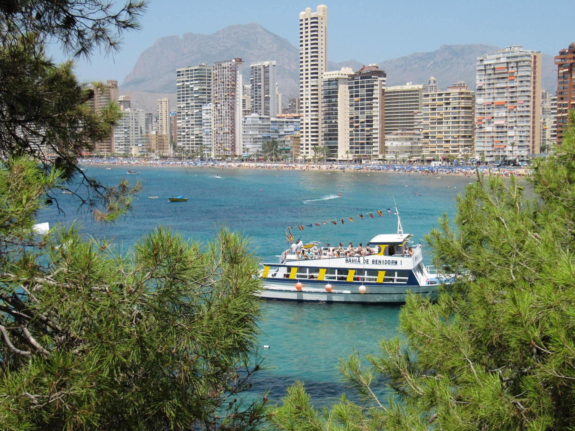 Lido Hotel 3*