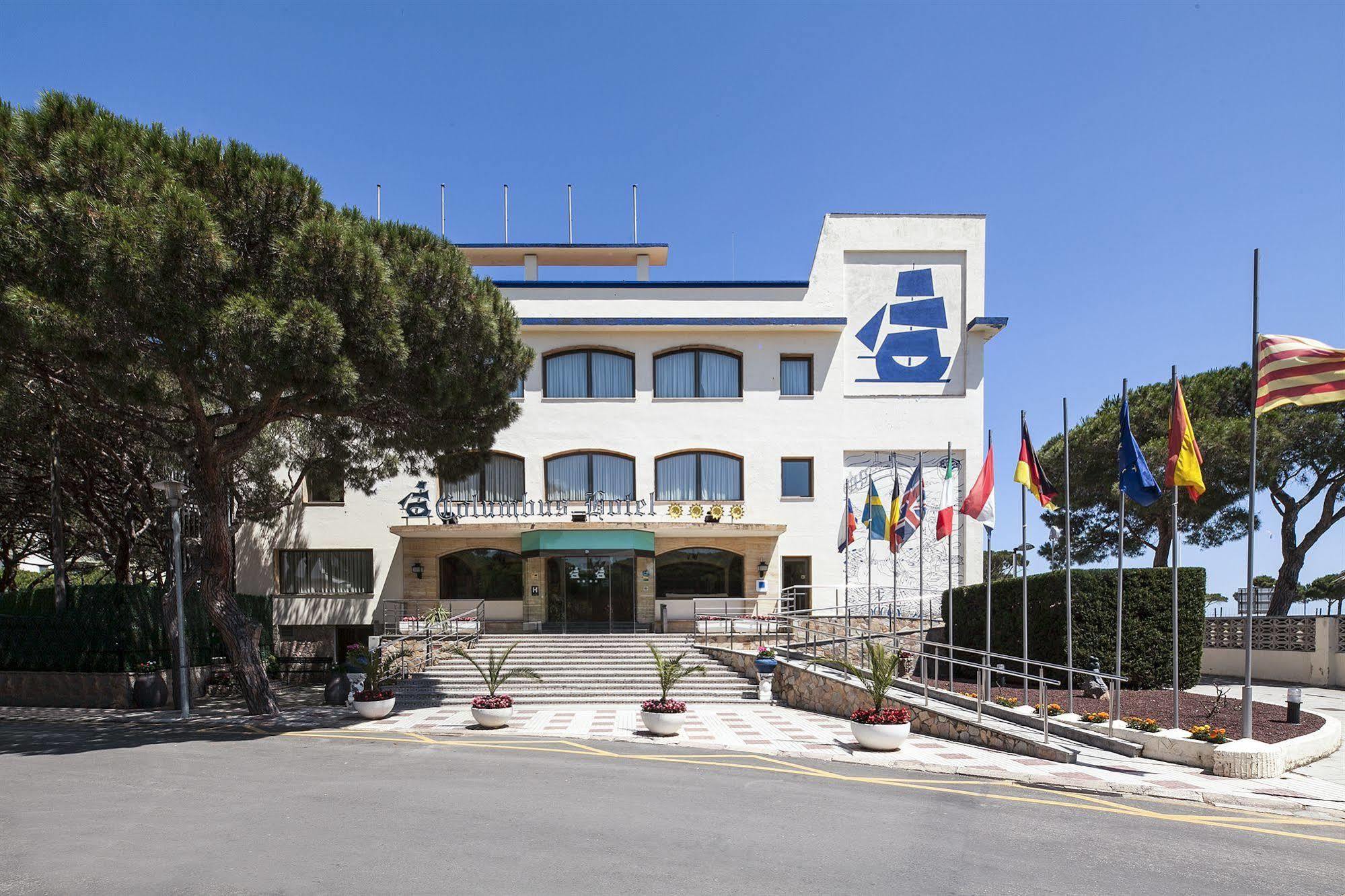 Columbus Hotel 4*
