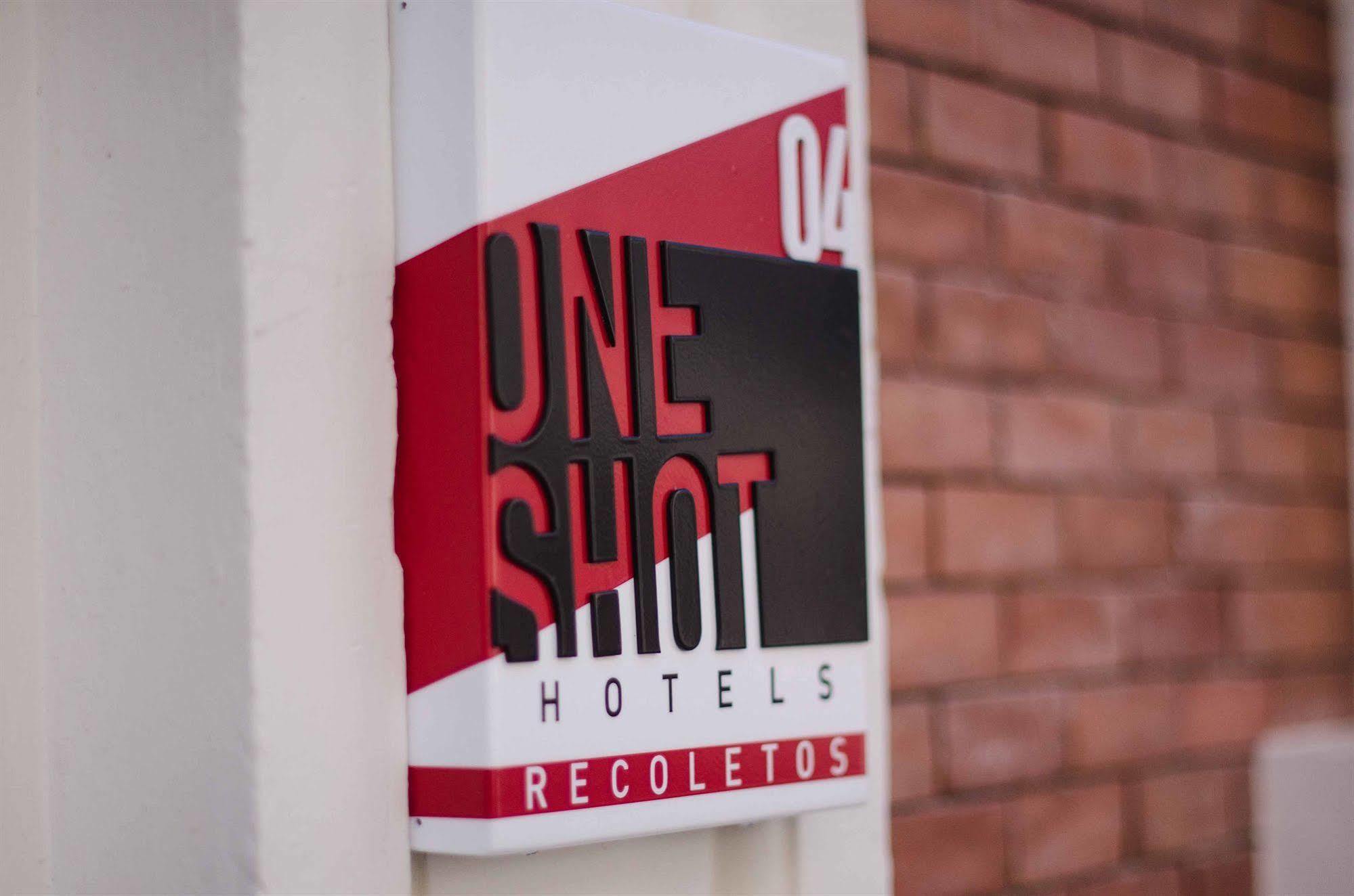 One Shot Recoletos 04 4*