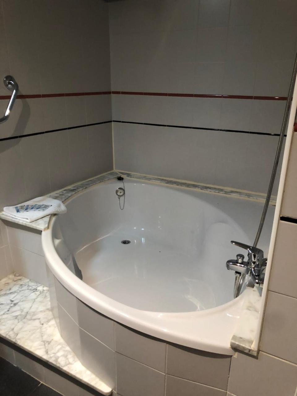 Via Valentia Hotel 3*