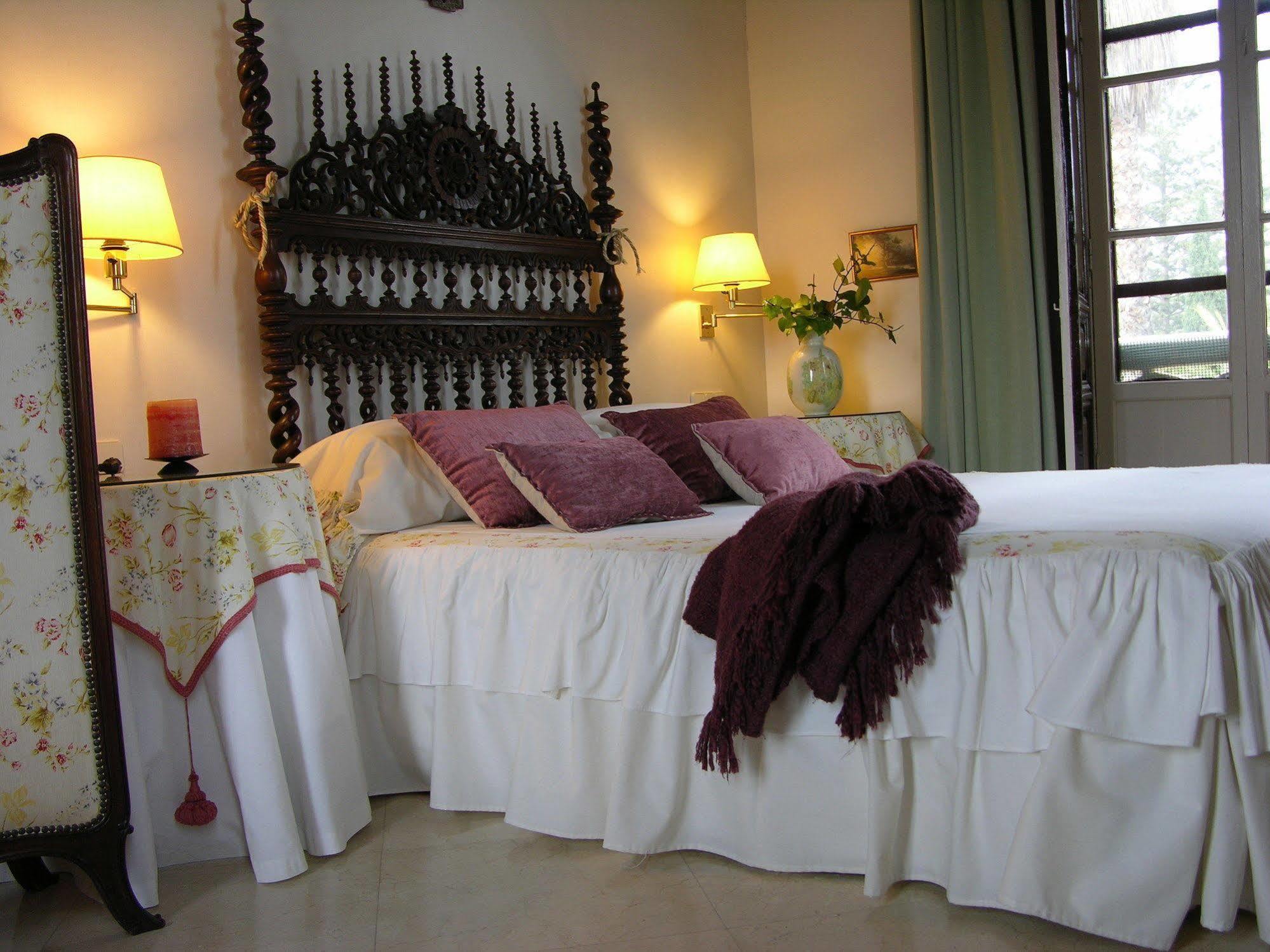 Casa De Bates Guest house
