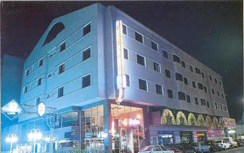 Luna Arabial 3*
