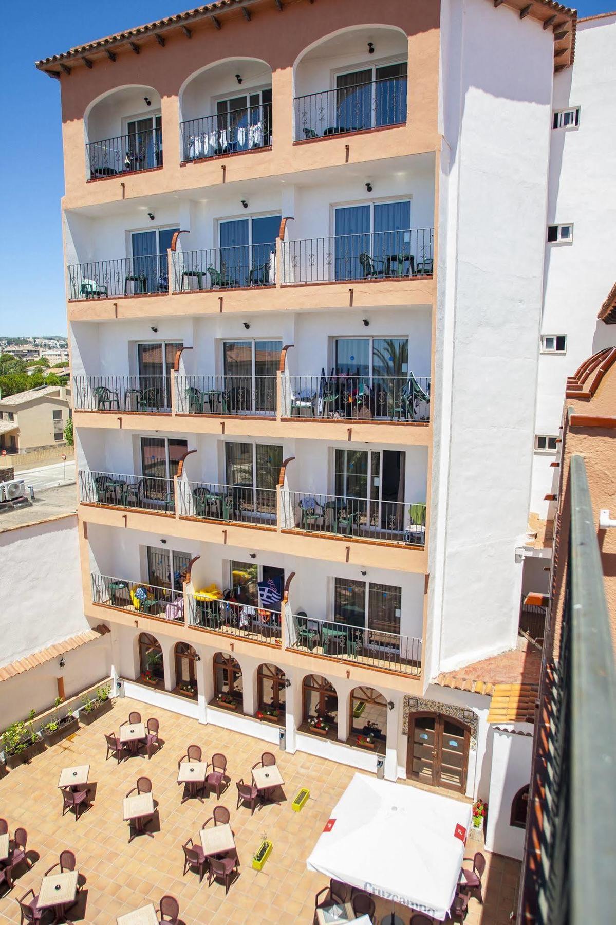 Hotel Comarruga Platja 3*