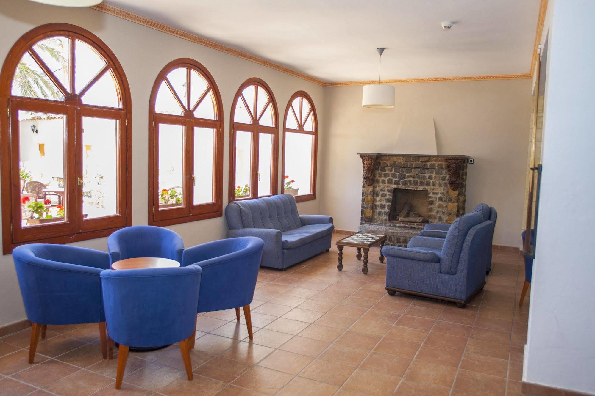 Hotel Comarruga Platja 3*