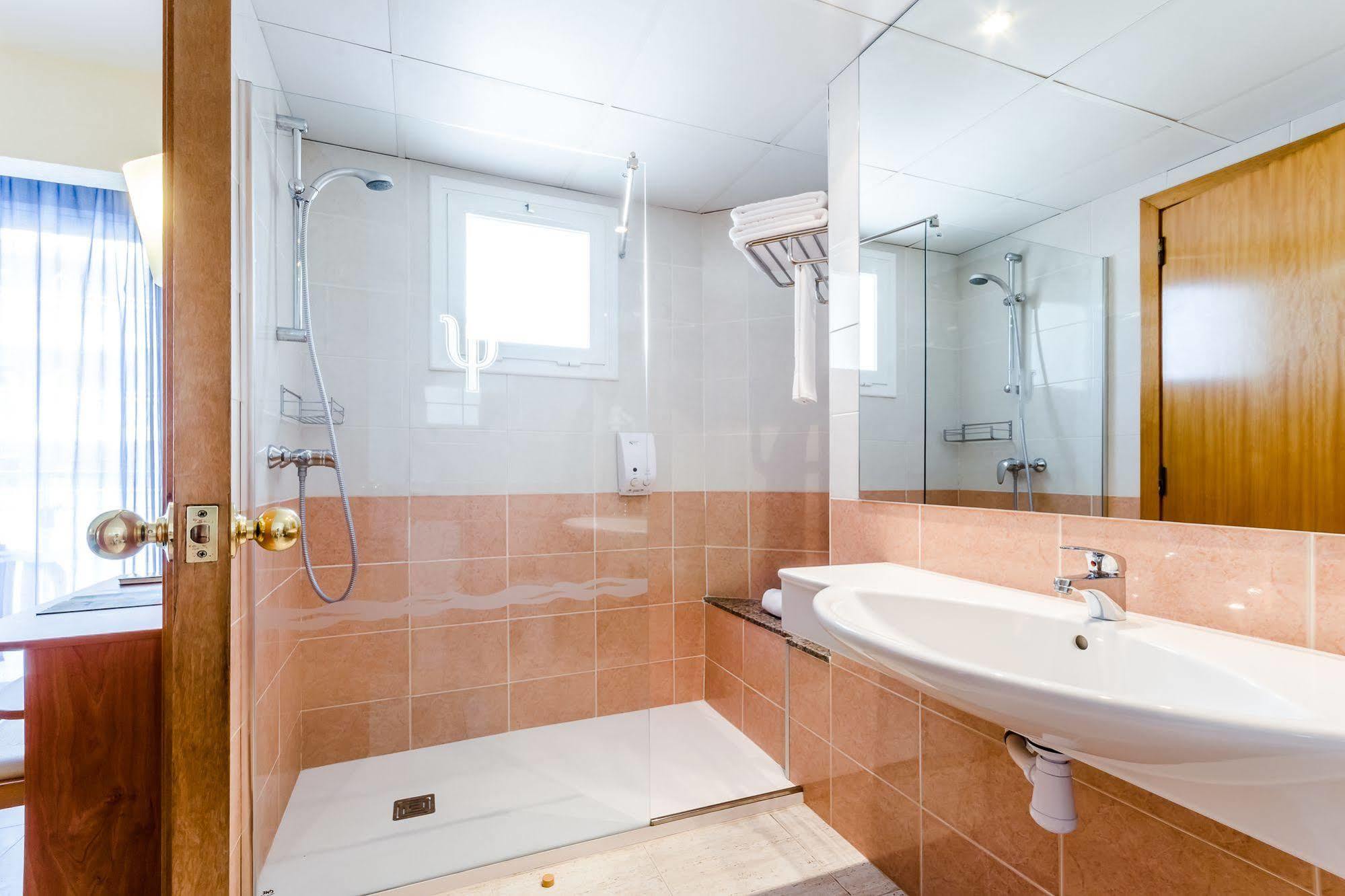 Mar Blau Hotel 3*