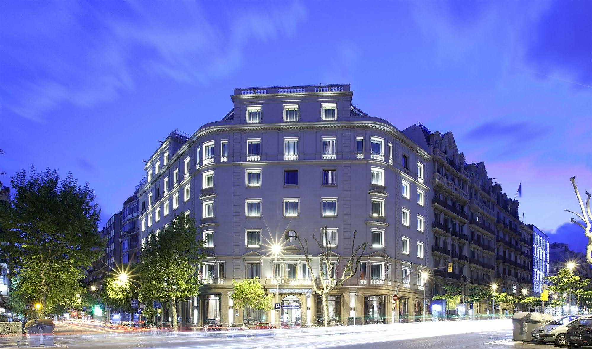 Hotel Center 4*