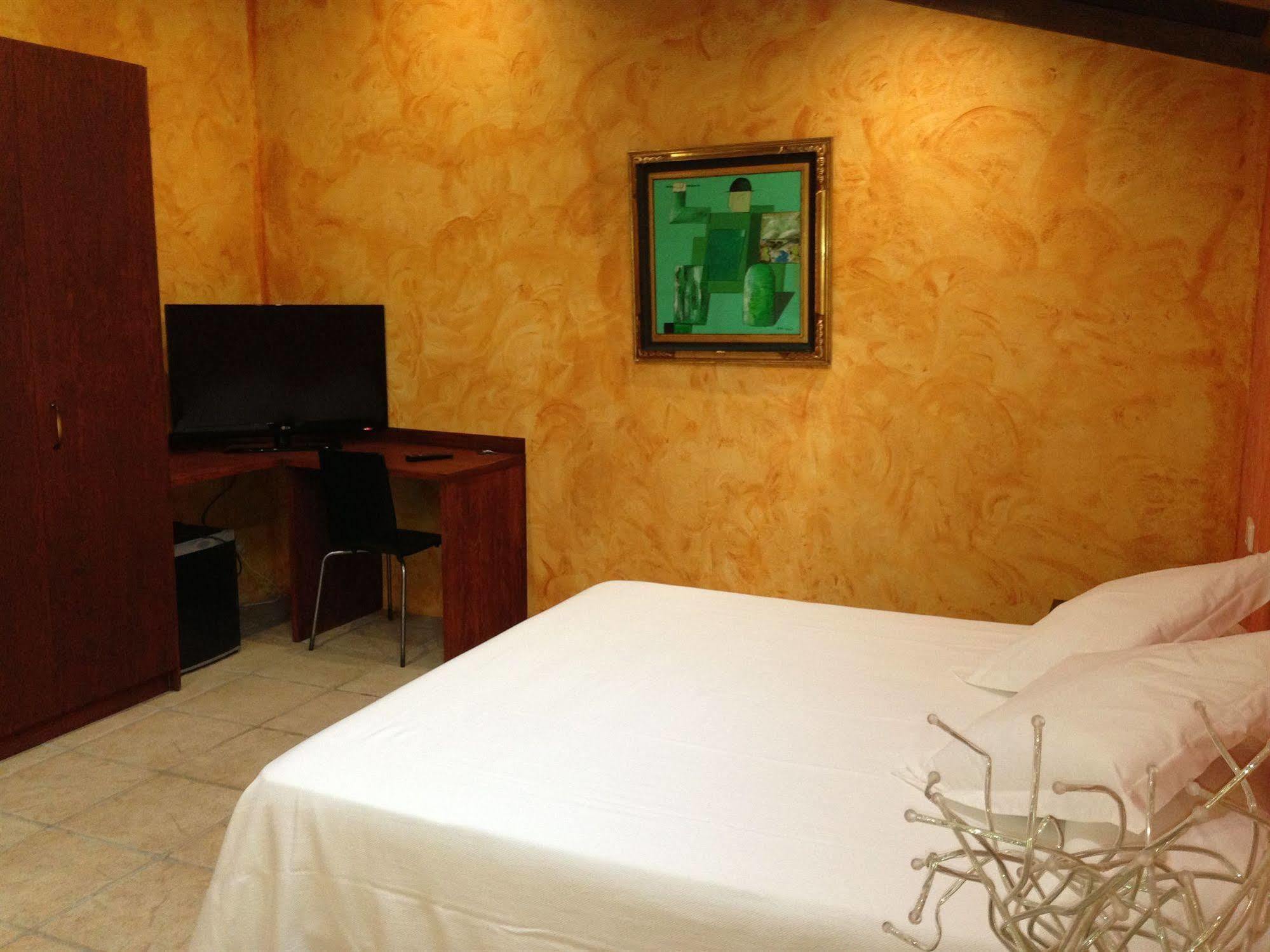 Hotel Mas Palou Roses