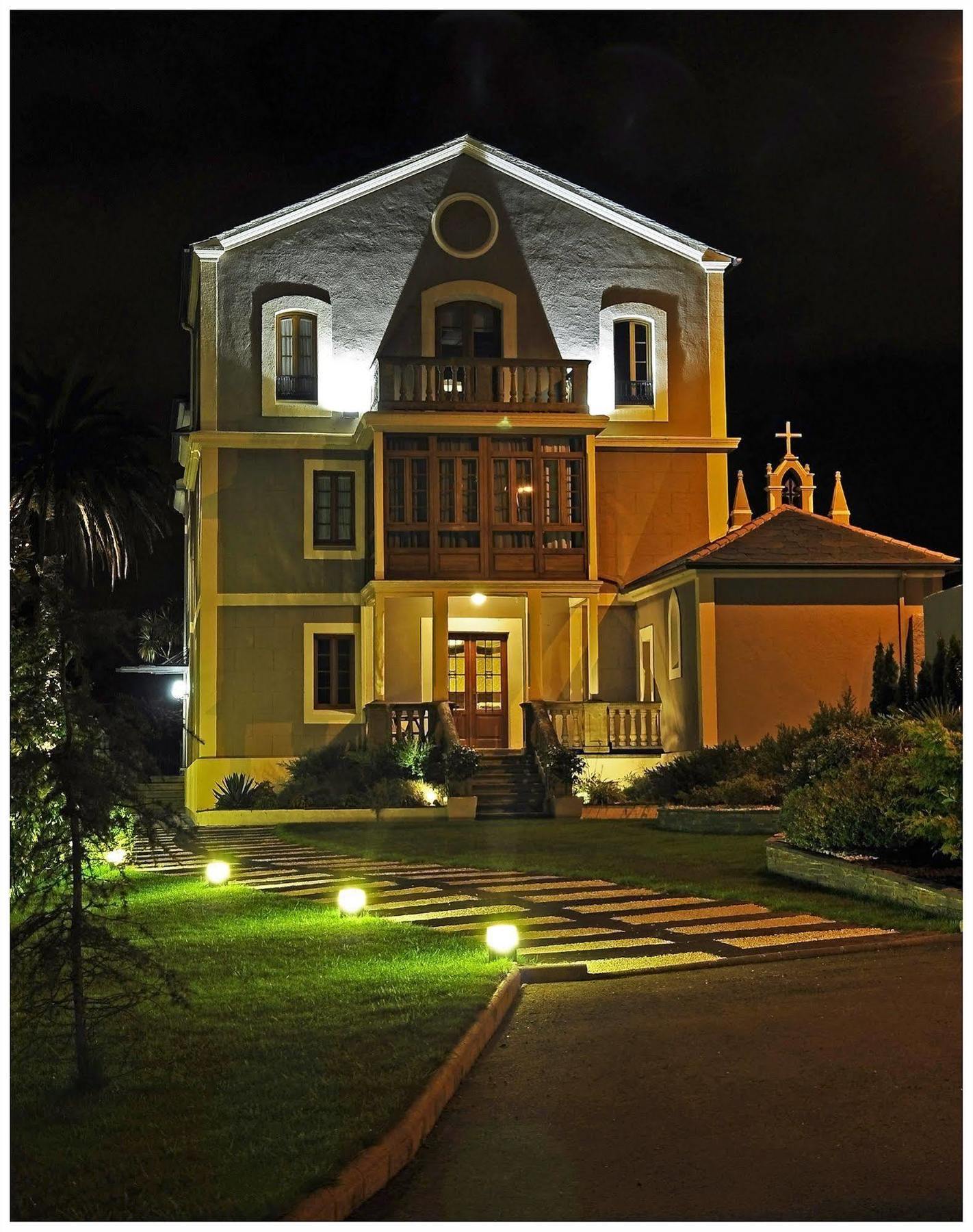 Hotel Casa De Castro 3*