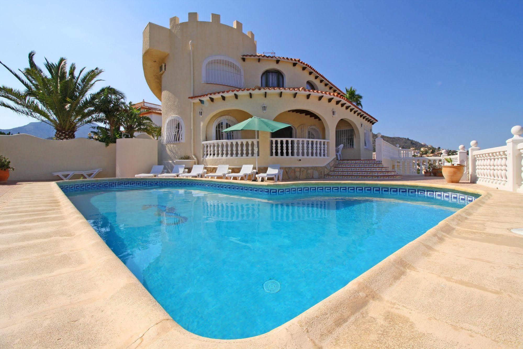 Costa - Castillo Holiday home