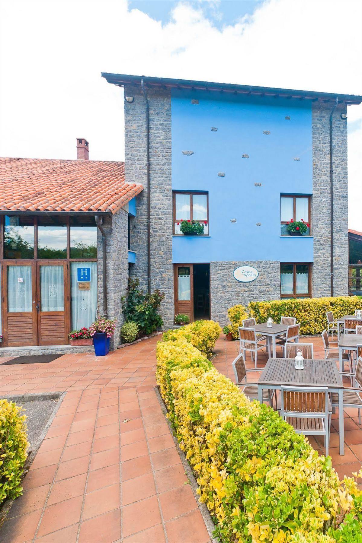 Costa De Rodiles Hotel 2*