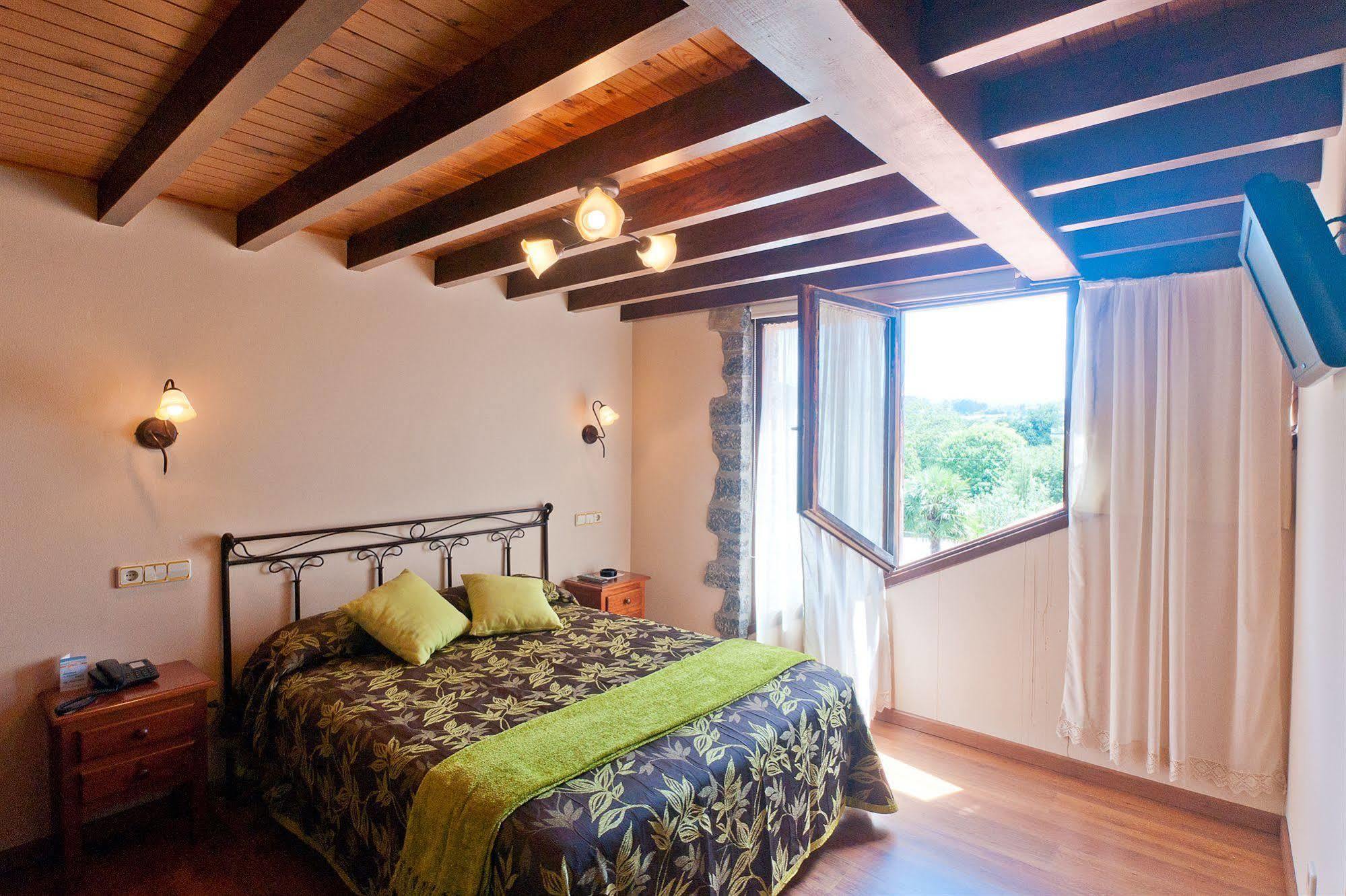 Costa De Rodiles Hotel