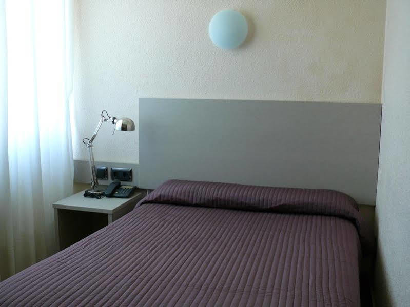 Angeles Hotel Guarnizo