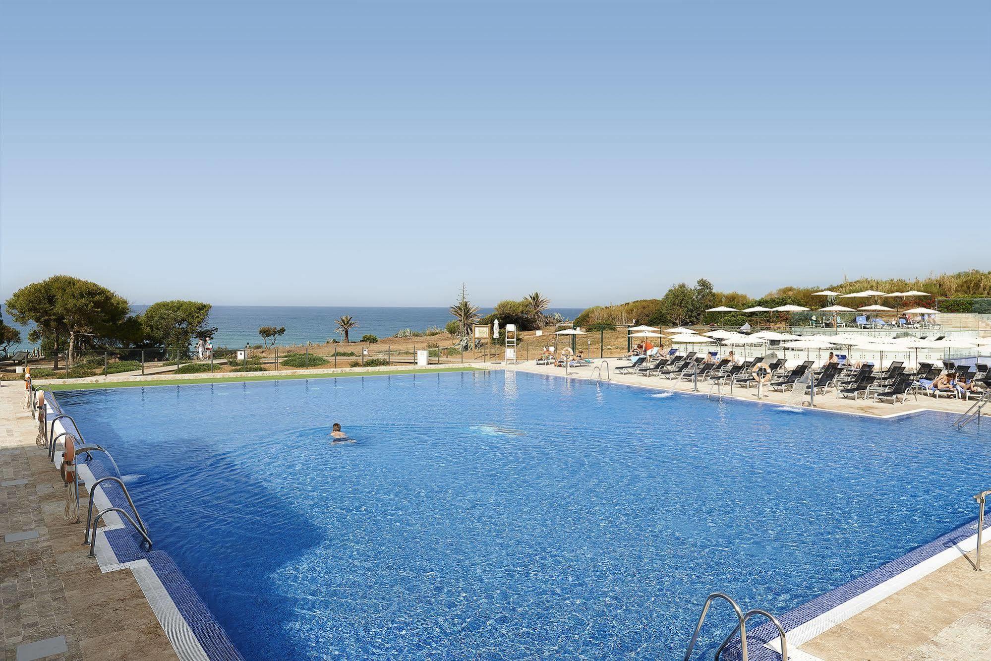 Hotel Hipotels Gran Conil 4*