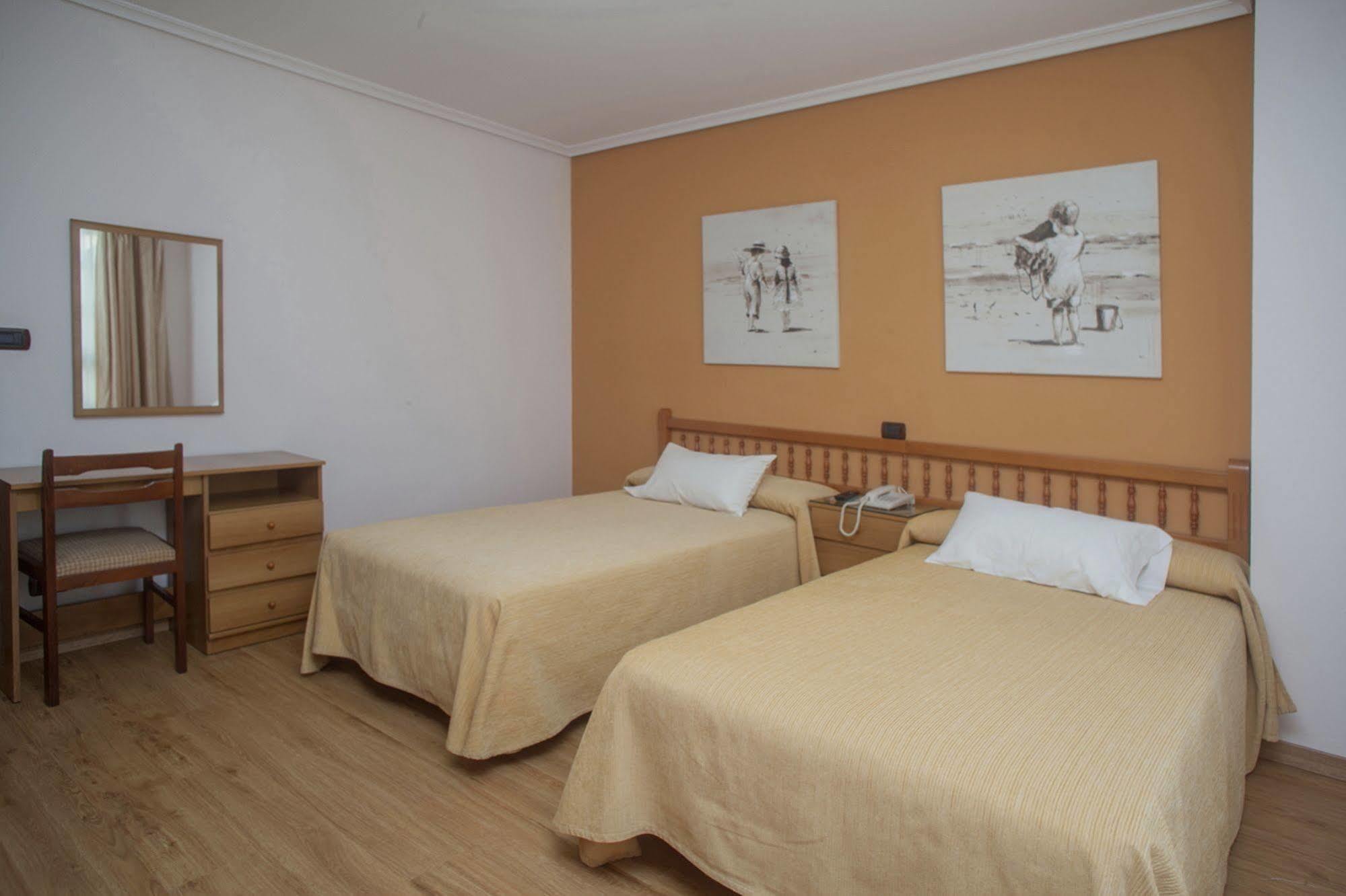 La Marina Hotel 2*