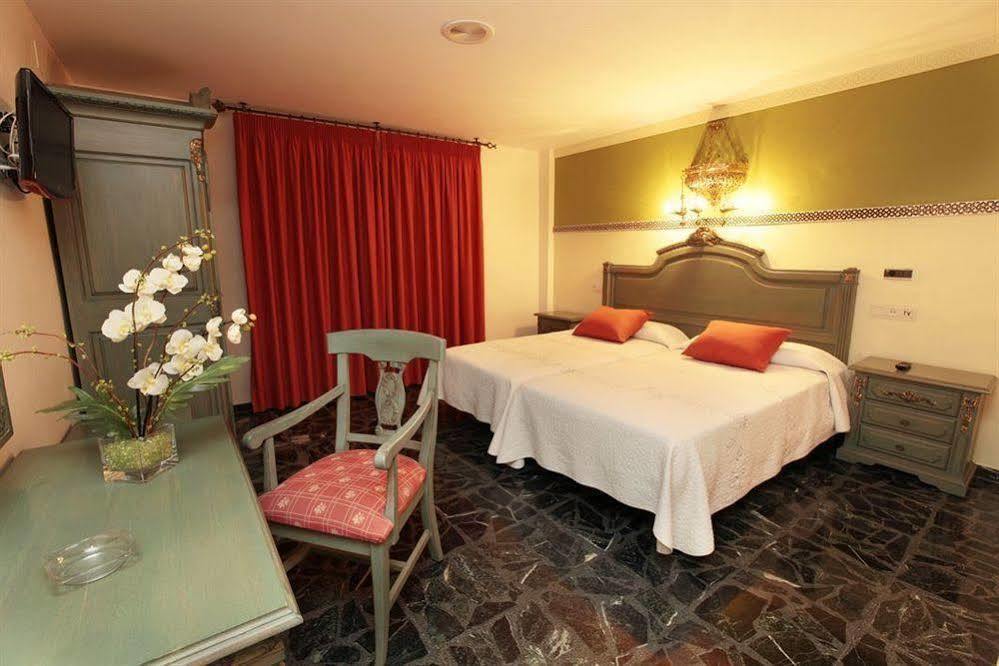 Hotel Casablanca 3*