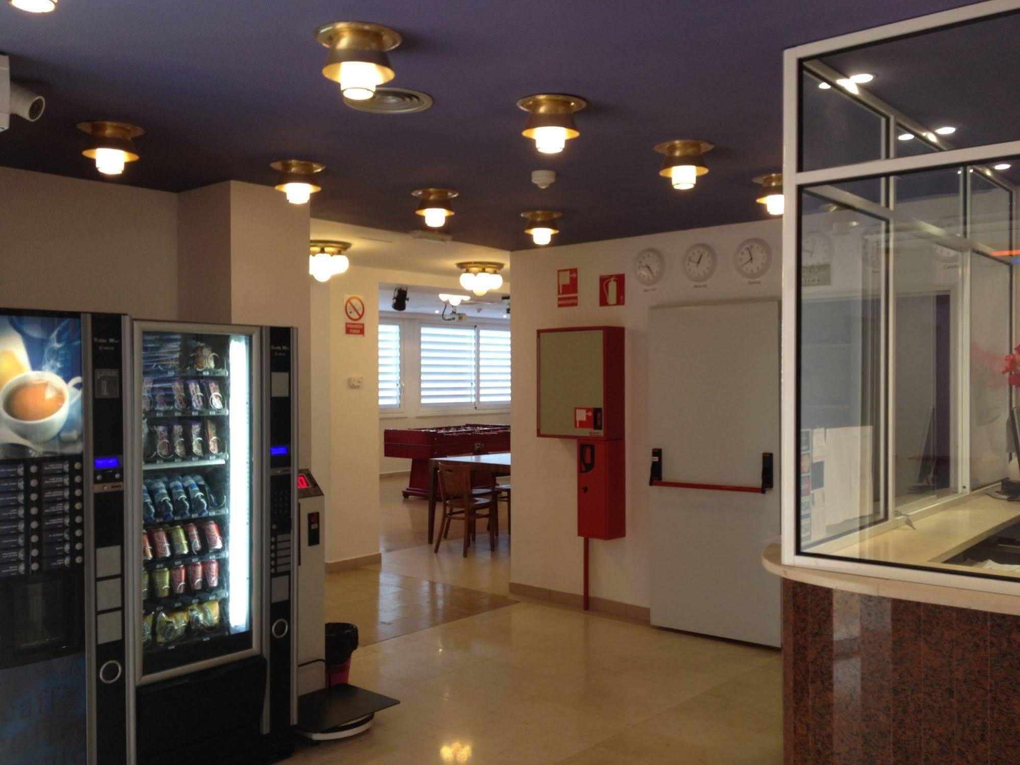 Estrella De Mar Youth Hostel Calella