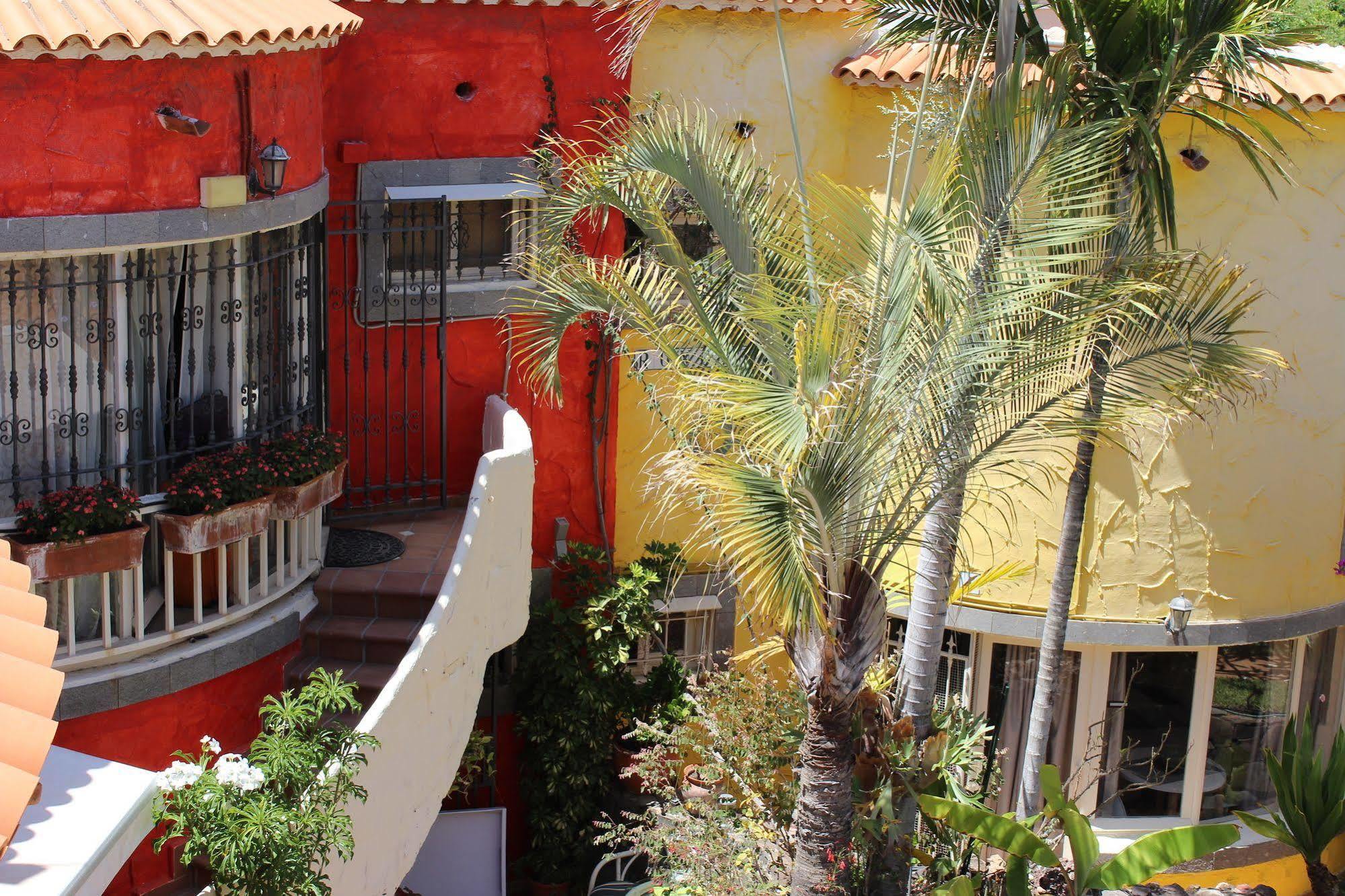 Hotel Pasion Tropical - Gay Only (adults Only)