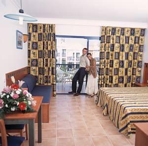 Marsenses Paradise Club Apartahotel Cala'N Bosch (Menorca)