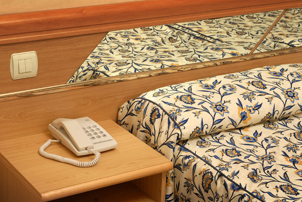 Hotel Checkin Catalonia 3*