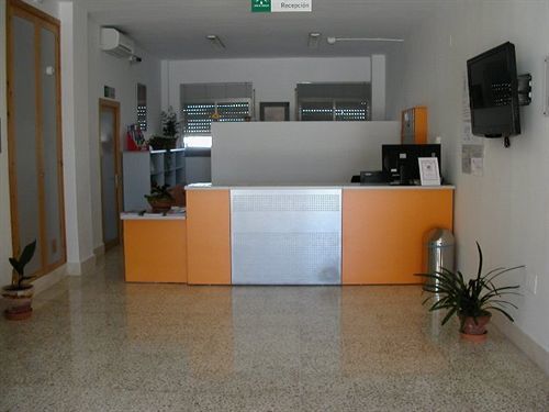 Inturjoven Hostel *