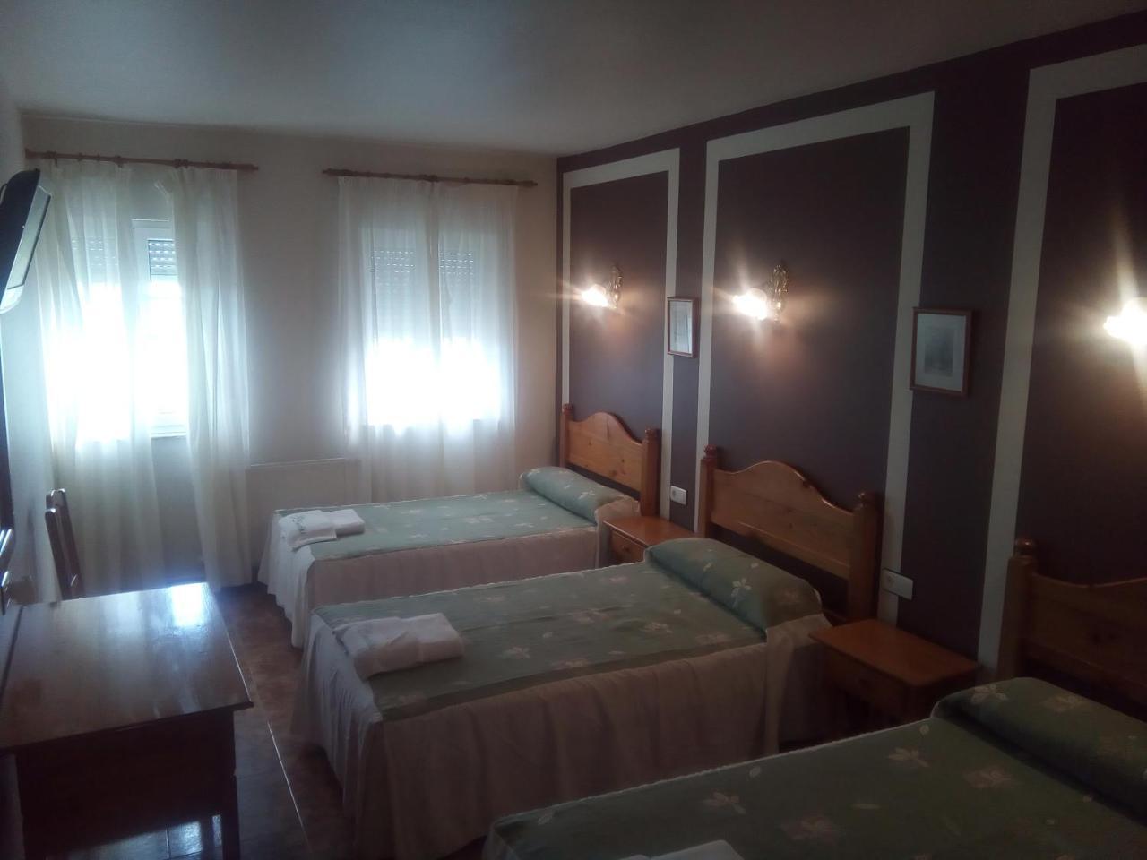Hotel Restaurante Camelias Jarrio