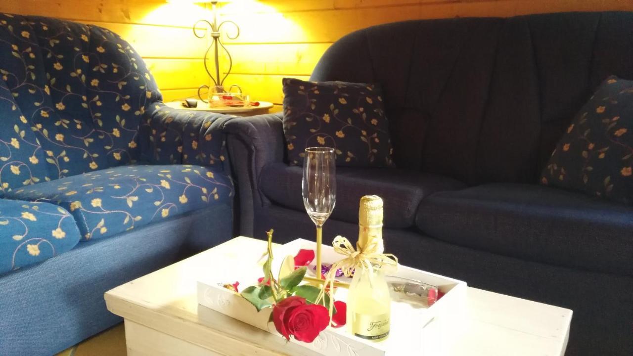 De Country house Lires