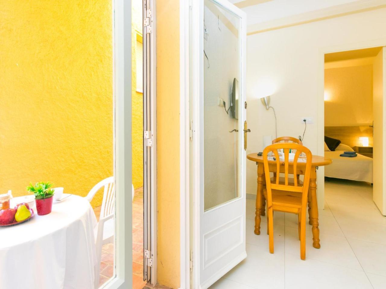 Velazquez-3 By Interhome Apartment Roses