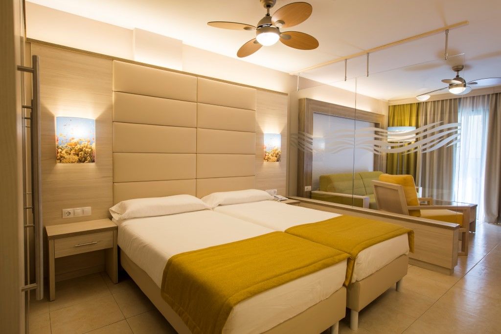 Bull Escorial&spa Hotel