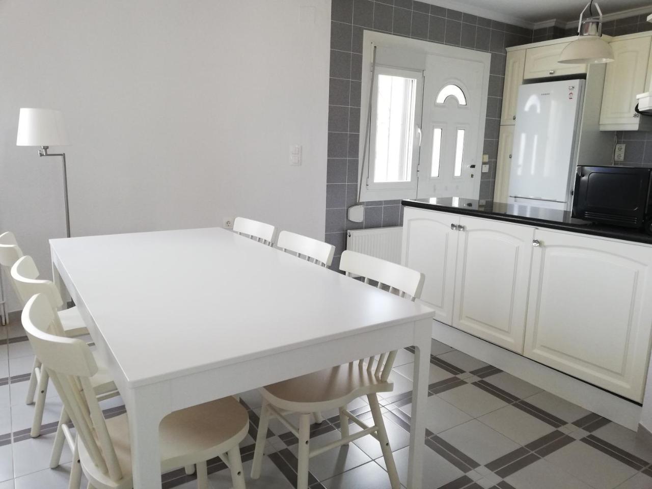 Villa Adel Locdenia *