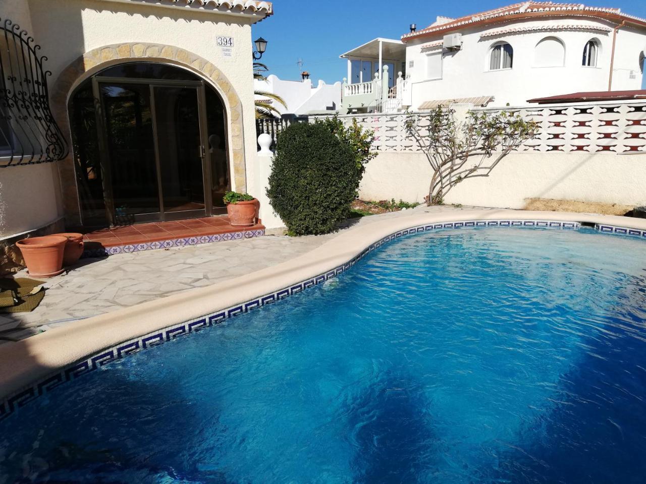 Adel Locdenia Villa *