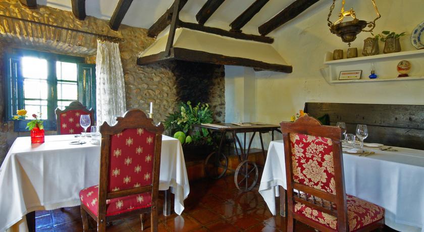 Mas Pau Hotel 4*