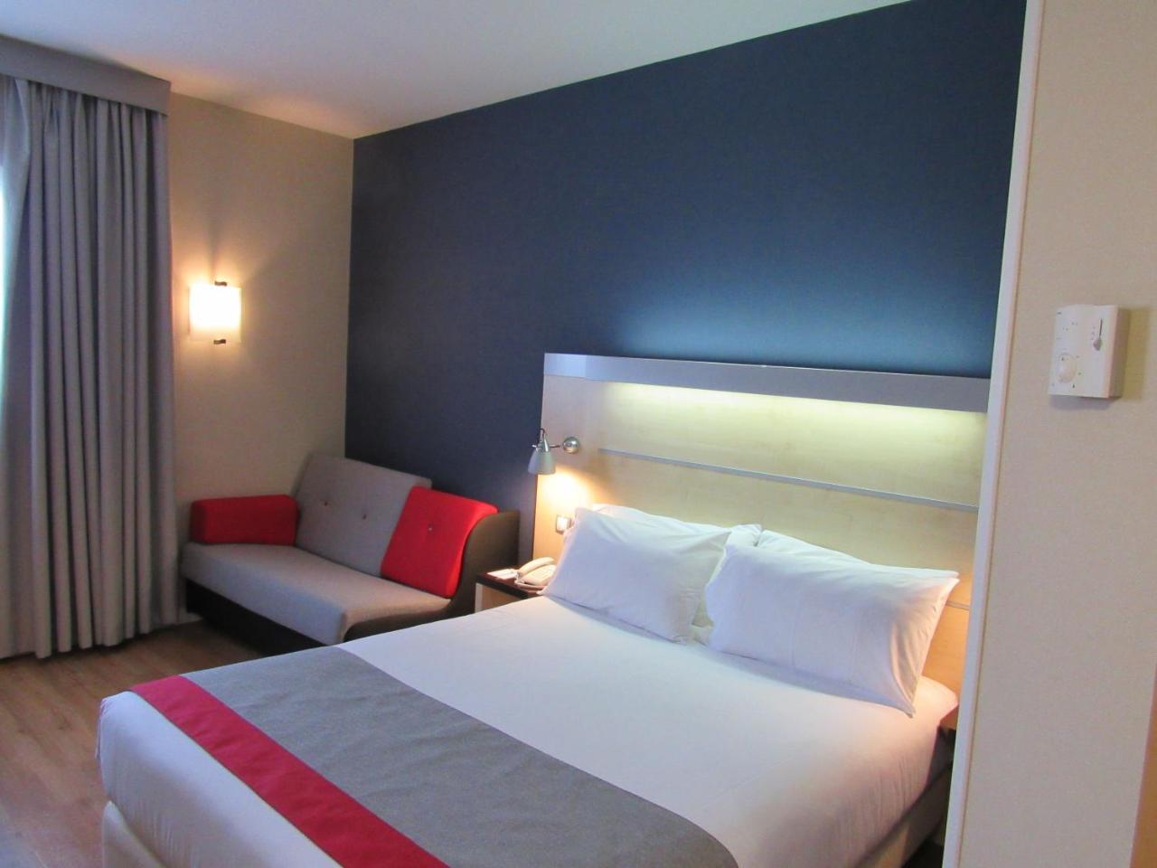 Hotel Express Valencia Bonaire By Ihg 3*