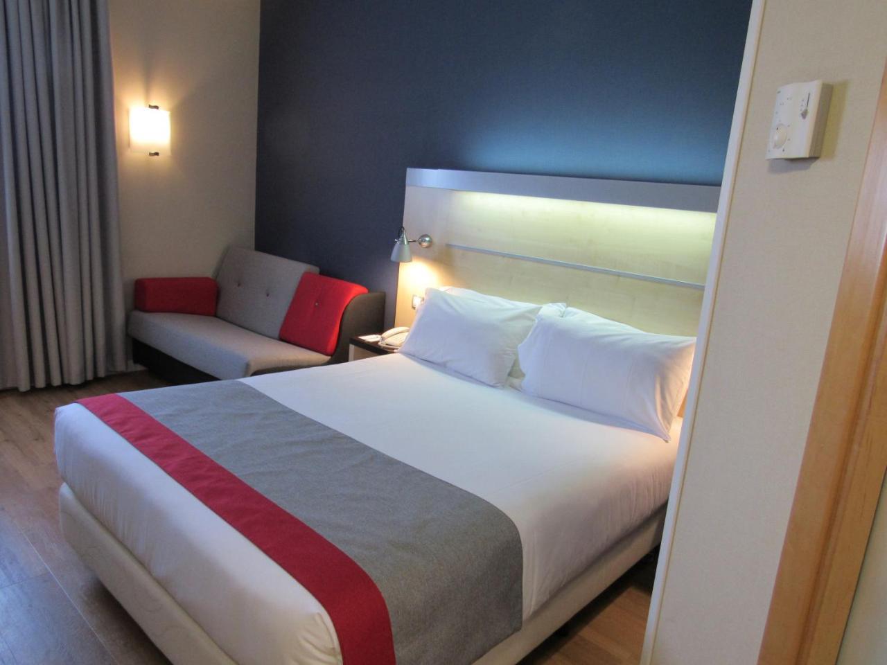 Hotel Express Valencia Bonaire By Ihg