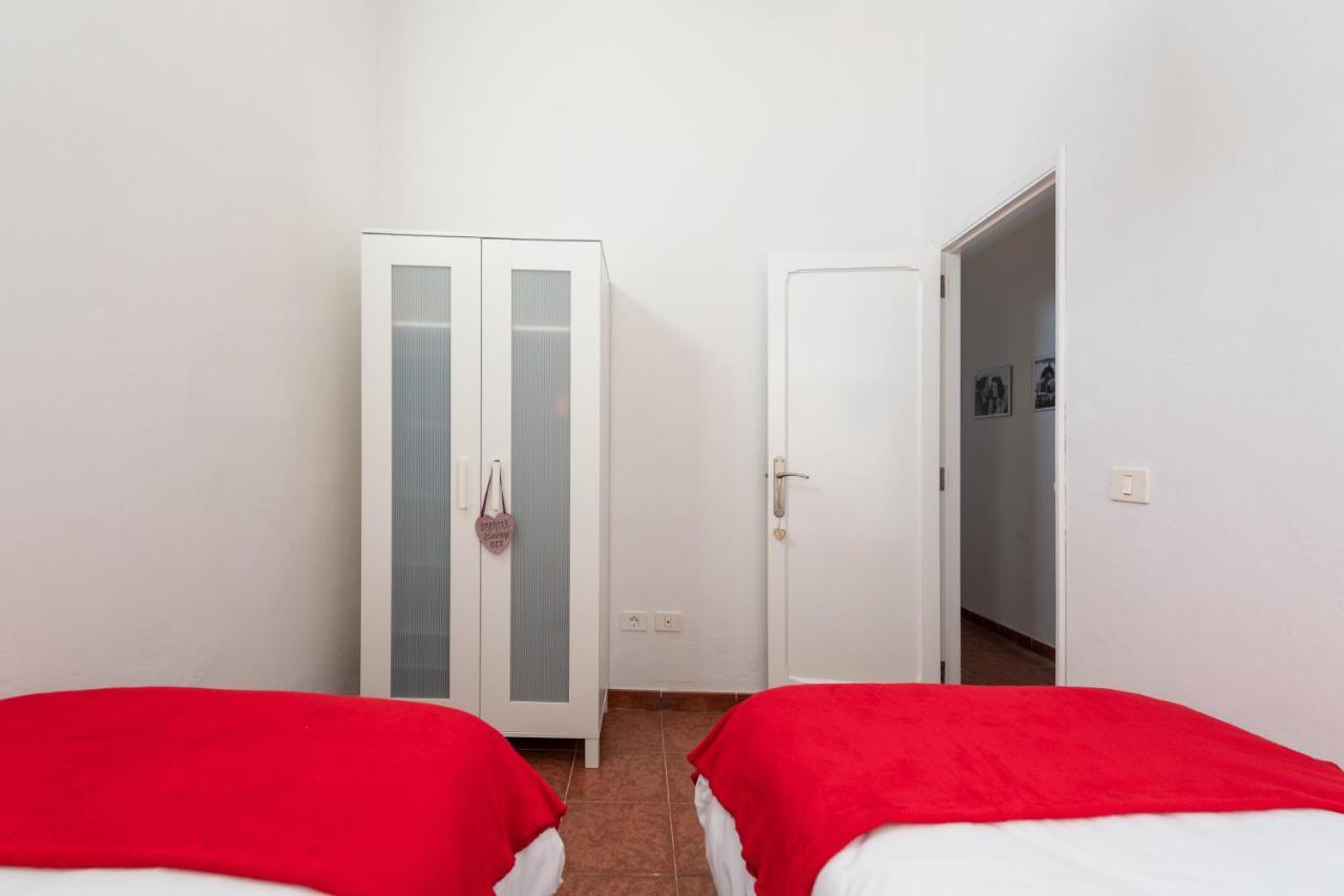 Balcony Spacious 2br Historic Centre