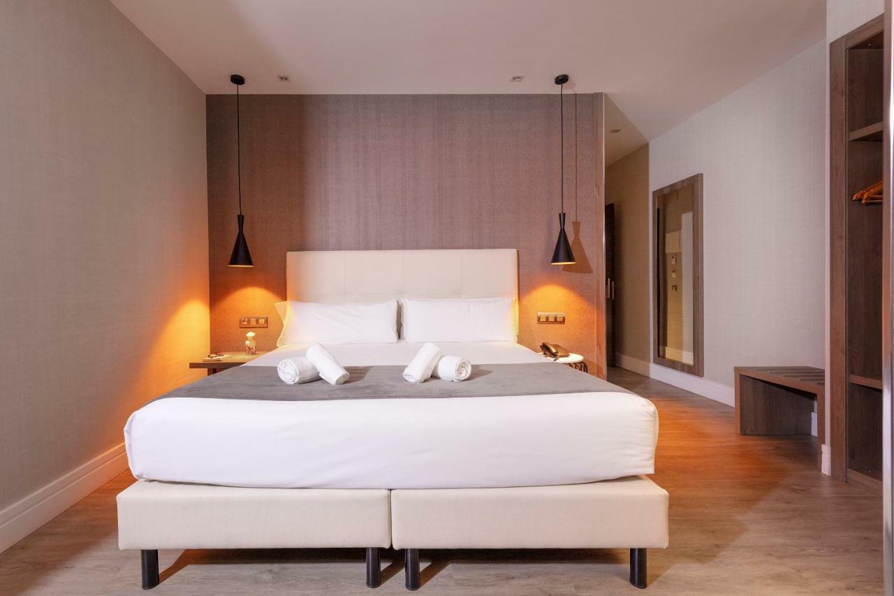 Oasis 2* Barcelona