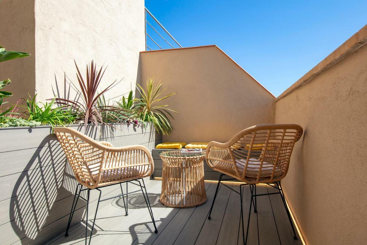 Hotel Oasis