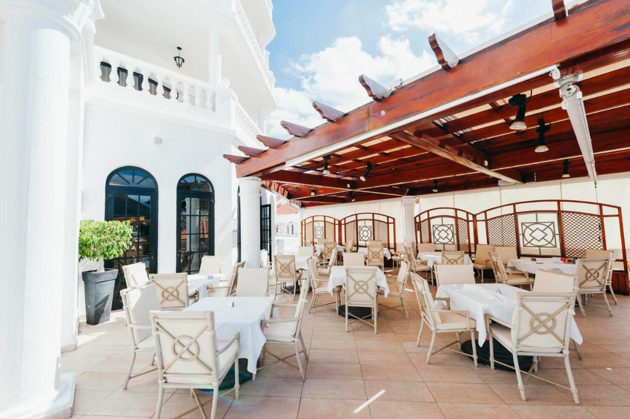 Hollywood Mirage - Excel & 3* Los Cristianos (Tenerife)
