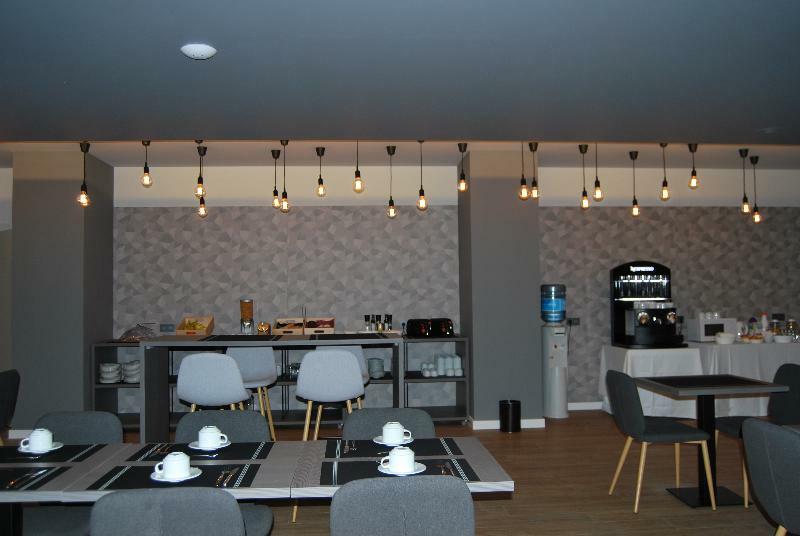 Estudiotel Hotel 2*