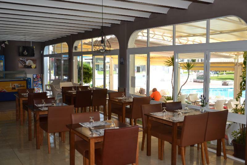 Resort Kione Playa Romana 3*