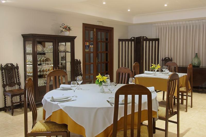 Y Arias Hotel