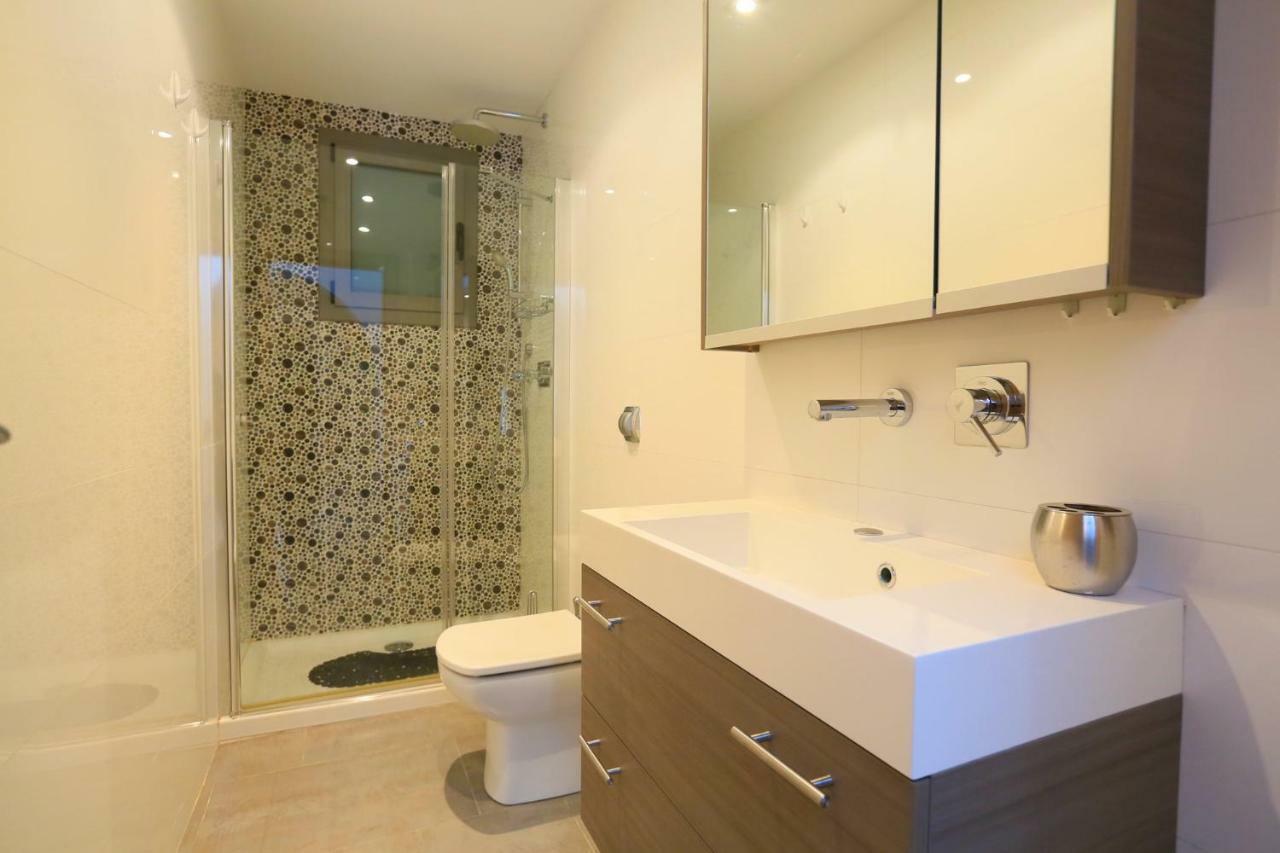 Hidalgo Only Families Villa Cambrils