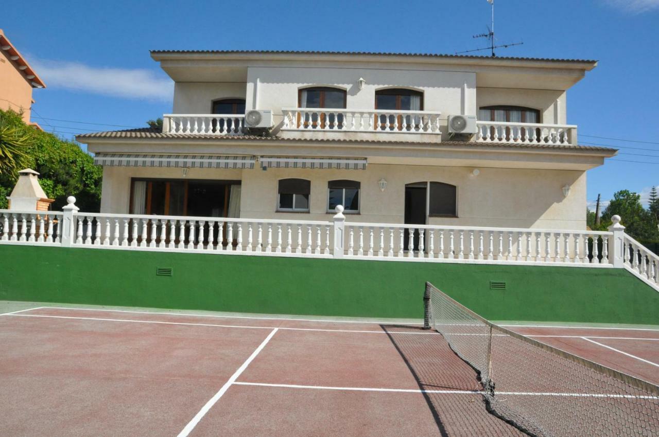 Villa Tenis Roda De Bara