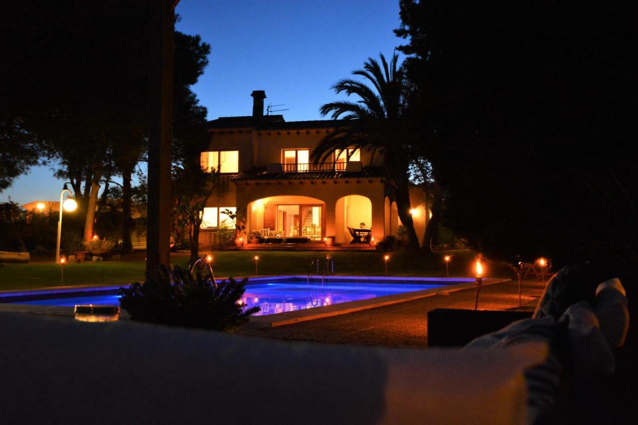 Villa Sitges Colibri: Beach-nearby Oasis With Pool And Tennis *