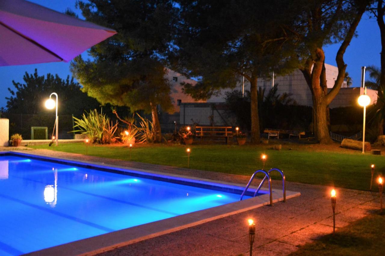 Sitges Colibri: Beach-nearby Oasis With Pool And Tennis * Vilanova i la Geltru