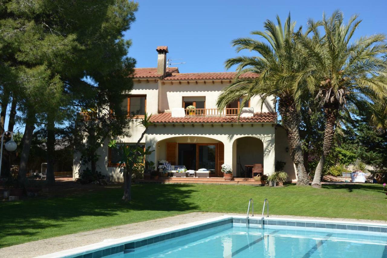 Sitges Colibri: Beach-nearby Oasis With Pool And Tennis Villa