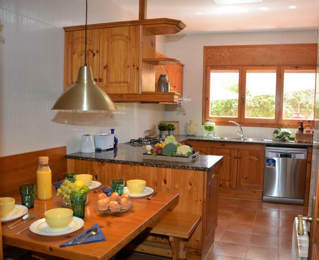Villa Sitges Colibri: Beach-nearby Oasis With Pool And Tennis Vilanova i la Geltru