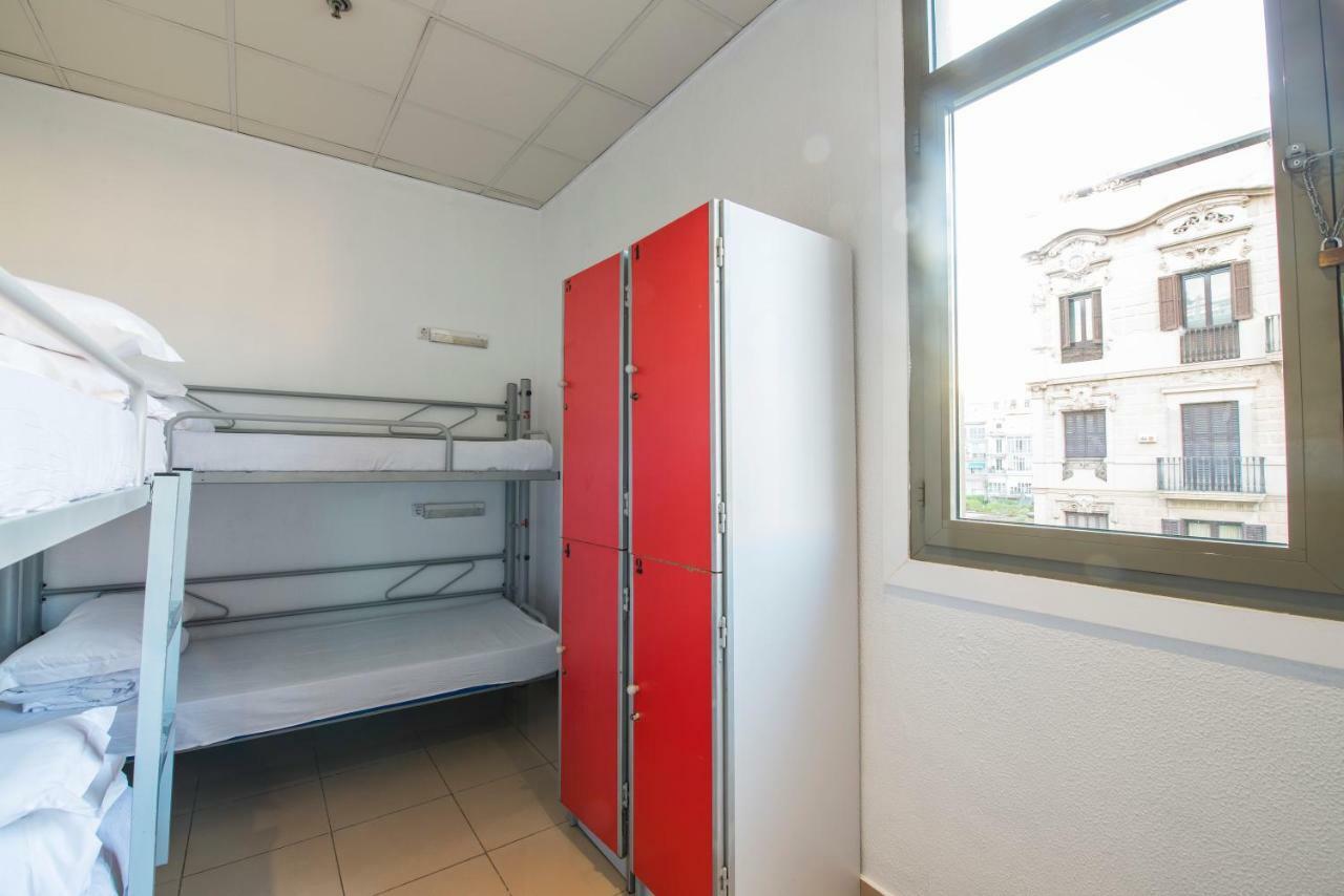 Safestay Passeig De Gracia (adults Only) Hostel *
