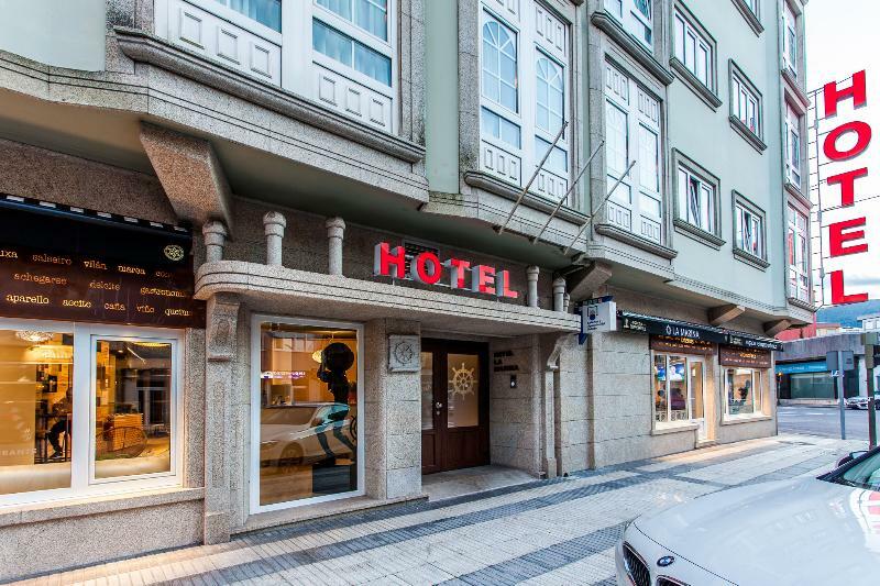 Hotel La Marina 2*