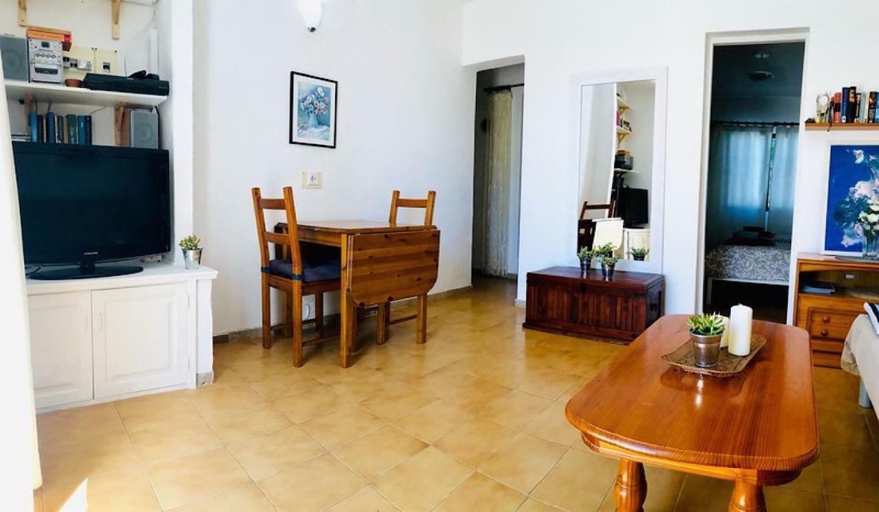 Alessandra With Sat- Tv & Wifi Only 200m From Playa Grande Apartamento