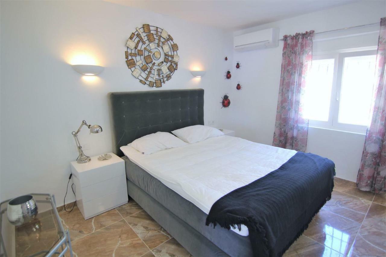 Villadream Villa *